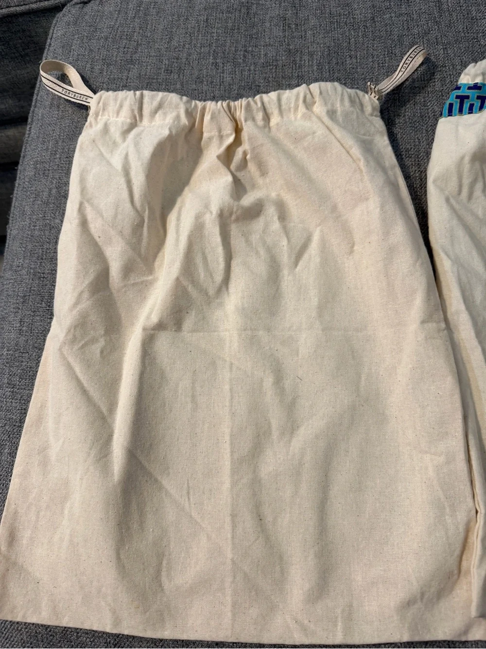 2 Tory Burch Cream Dust Canvas Drawstring Bags for shoes Great Used Condition